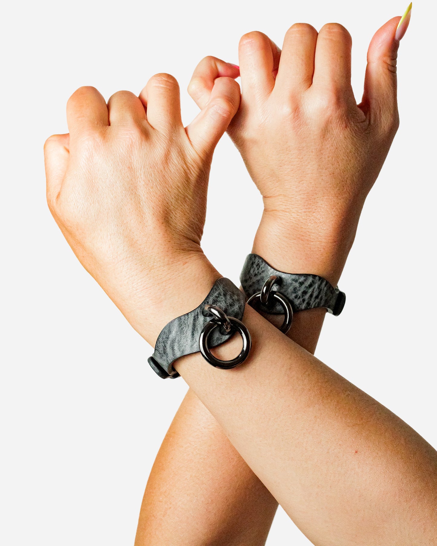 Orbit Day Cuffs in Ash