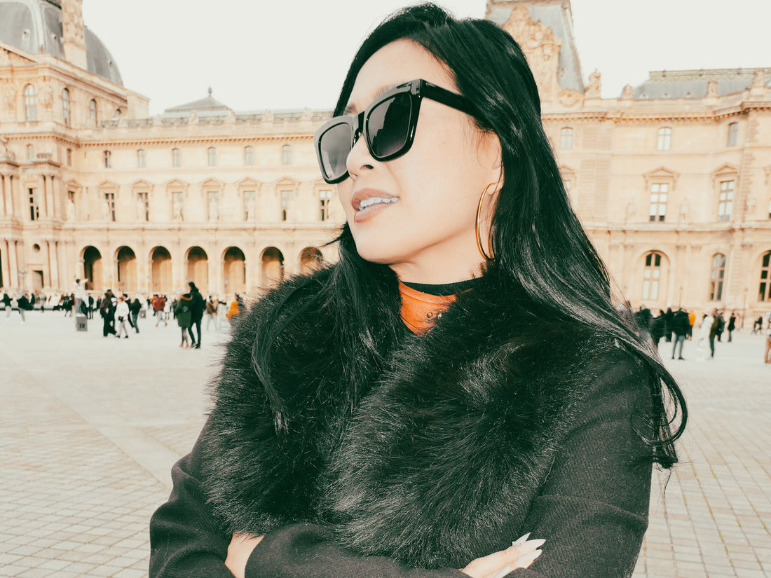 I Wore a BDSM Collar to the Louvre. Here's What Happened...