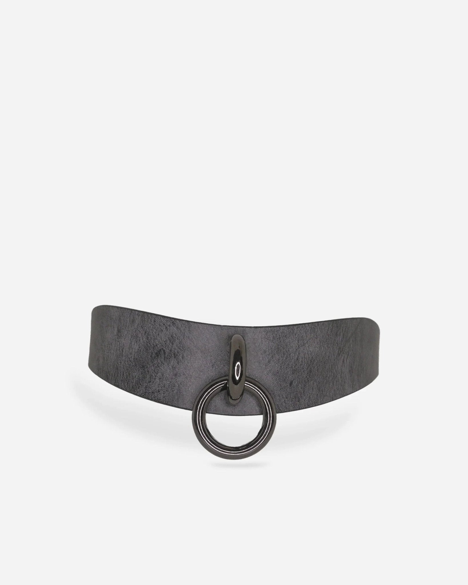 Black leather day collar with a central metal ring detail on a white background