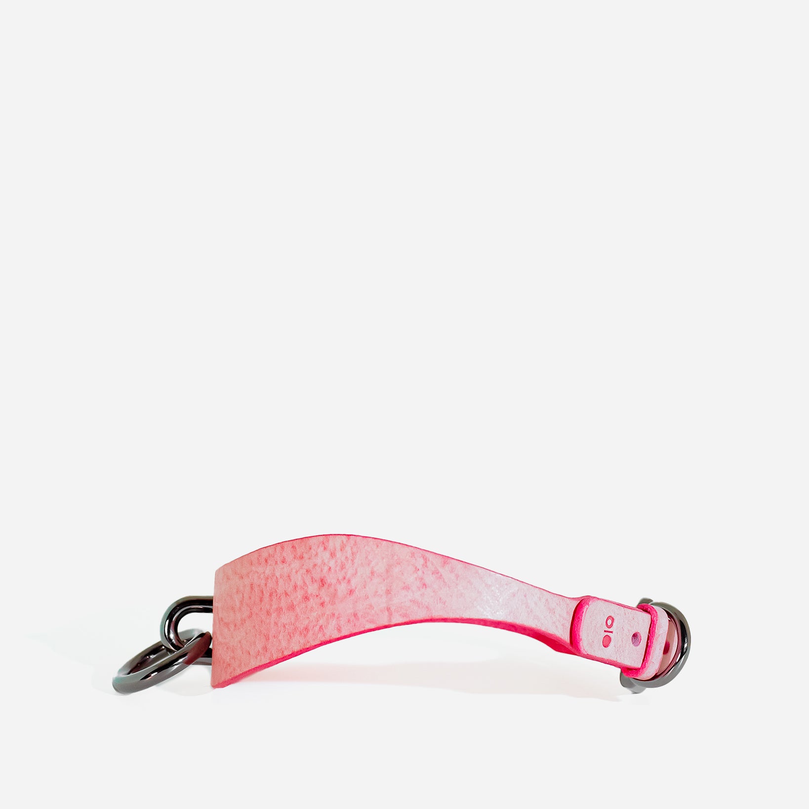 custom pink day collar on white bg
